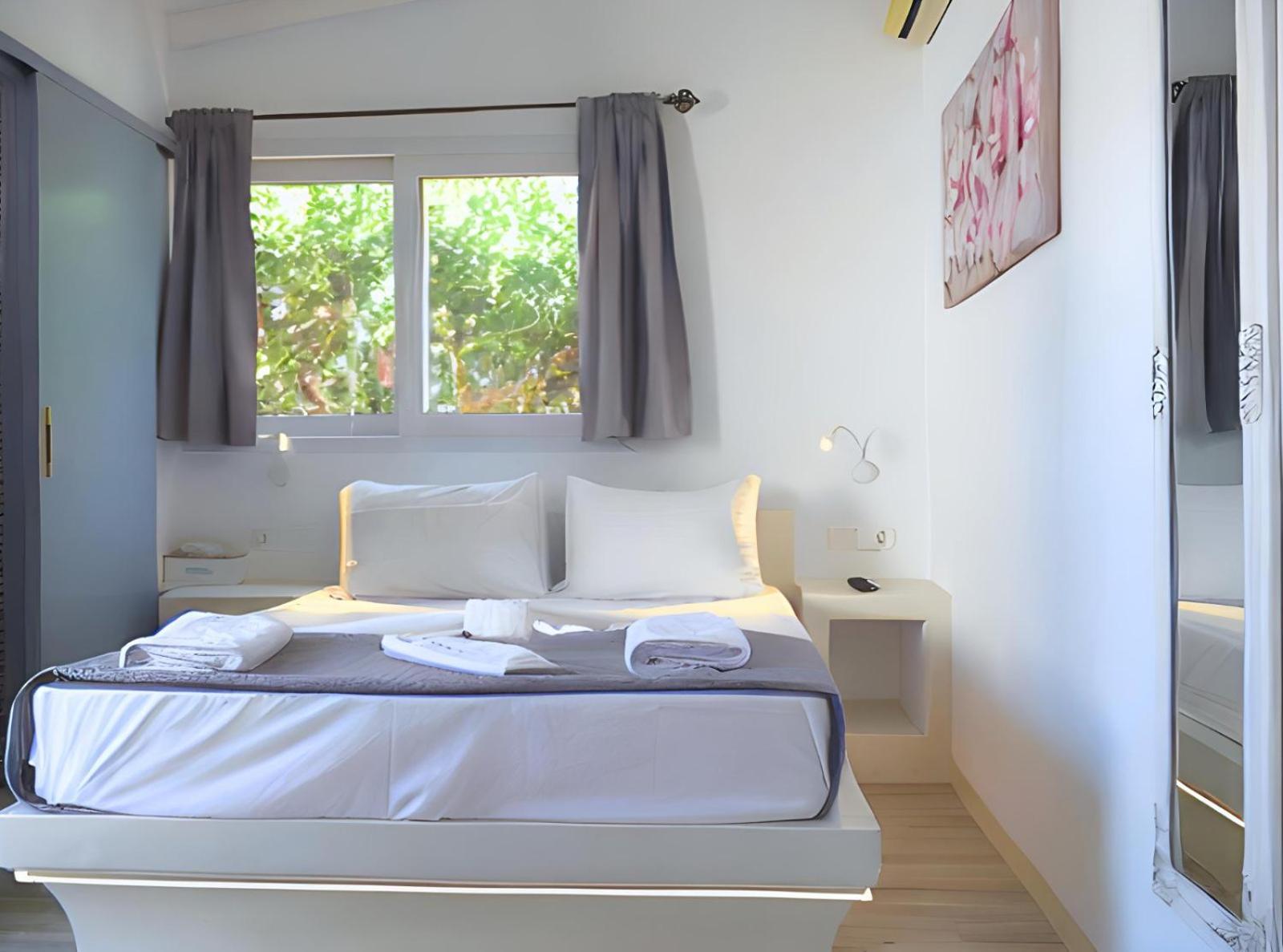 Penzion Tinos Heritage Plateia *