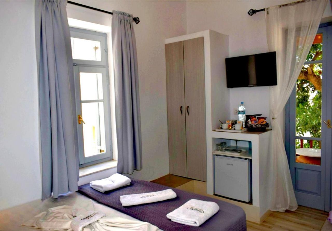 Tinos Heritage Plateia Guest house